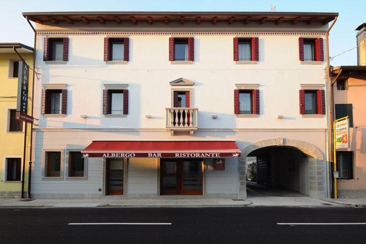 Albergo Leon Bianco Gonars Luaran gambar